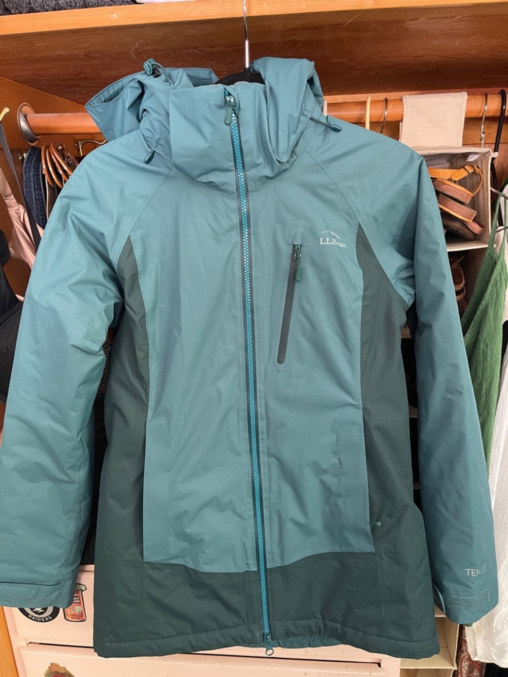 L.L. Bean Women's Two-Tone Teal Hooded Rain Jacket, Down-Filled.